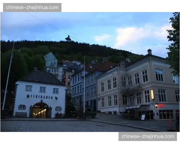 芬兰队北欧两项团体短距离摘银 以0.5秒之差憾负挪威